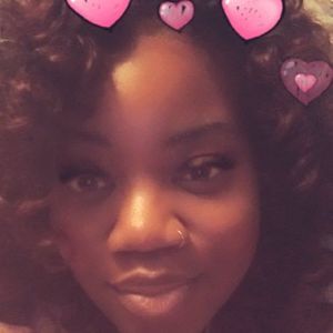 Meet your Posher, Yvette